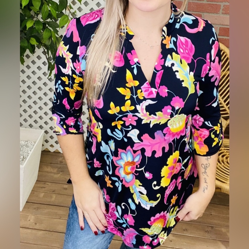 Floral v neck tunic